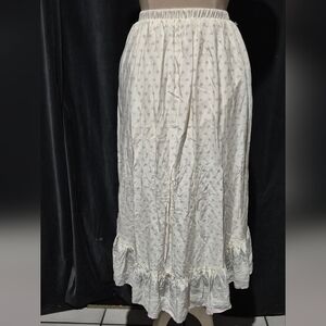 Elegant Cream Skirt